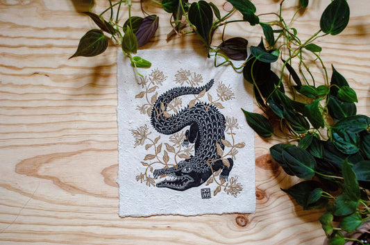 Crocodile & Honeysuckle | 9x11 Inches